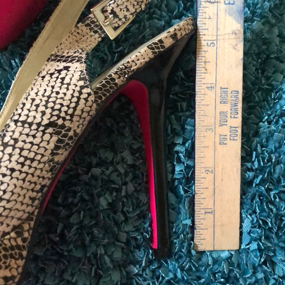 NEW Snake Print with Hot Pink Bottom Stilettos - Picture 9 of 13